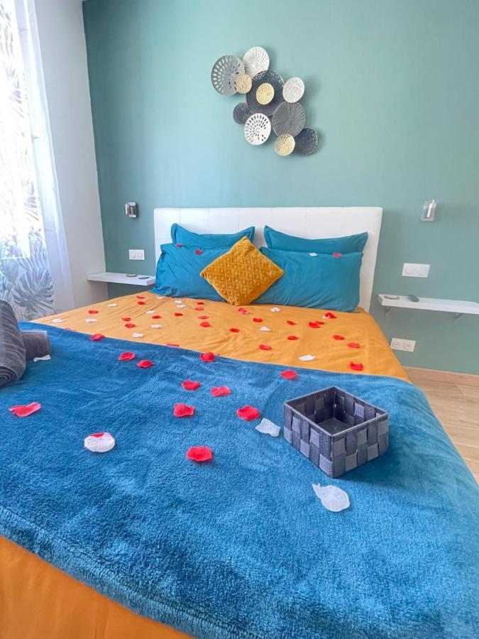 Le Bourget - Suite Romantique นาร์บอนน์ ภายนอก รูปภาพ
